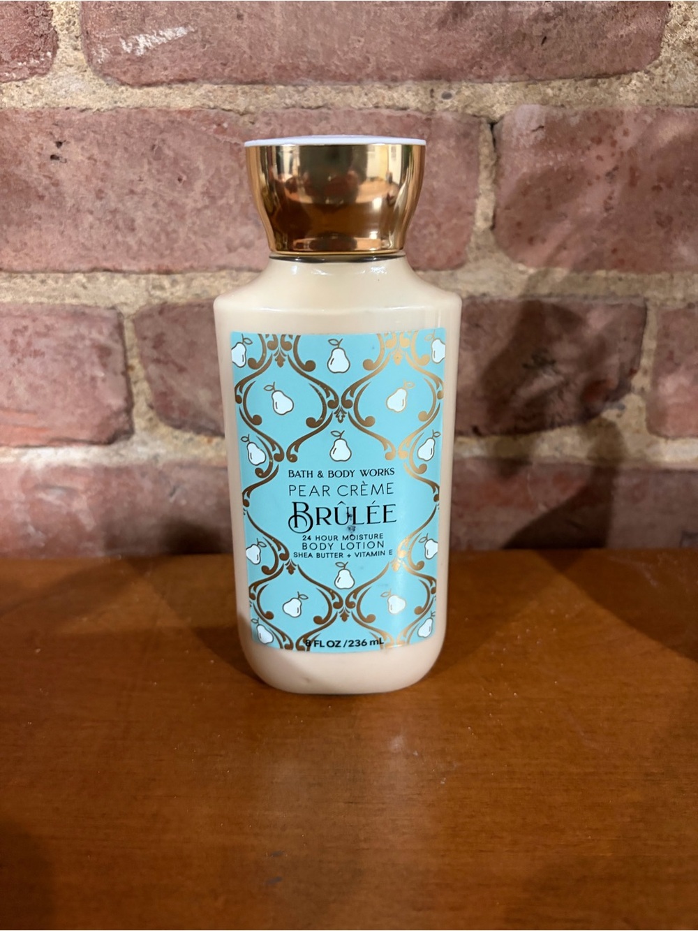 Bath & Body Works Pear Creme Brulee body lotion